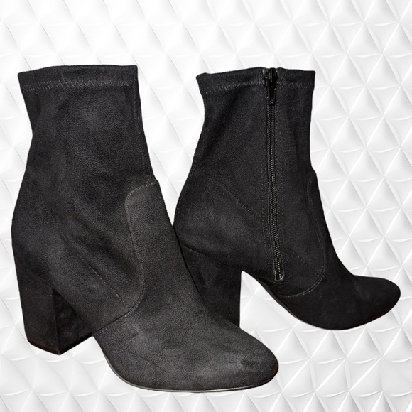 Madden Girl Women’s Black Size 7 1/2 RAPIDD Ankle Fabric Boots EUC - Picture 2 of 7